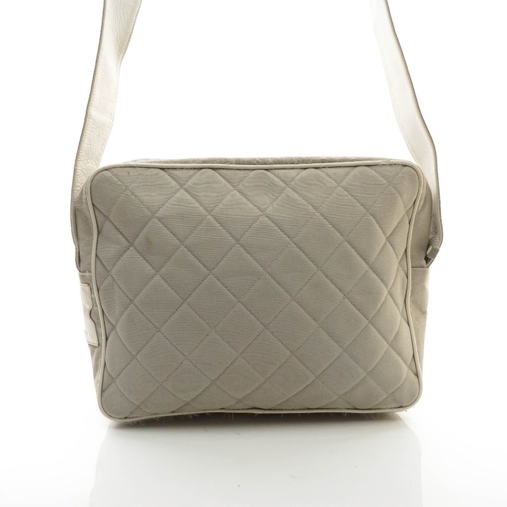 Auth Chanel Shoulder Bag Gray Canvas #14105C40 - Picture 3 of 15
